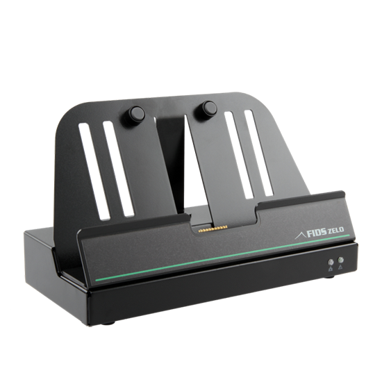 Kontorsdocka med AC-adapter framifrån 